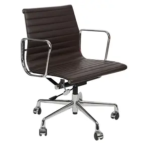 Эргономичное кресло Eames Ribbed Office Chair EA 117, кофейная кожа